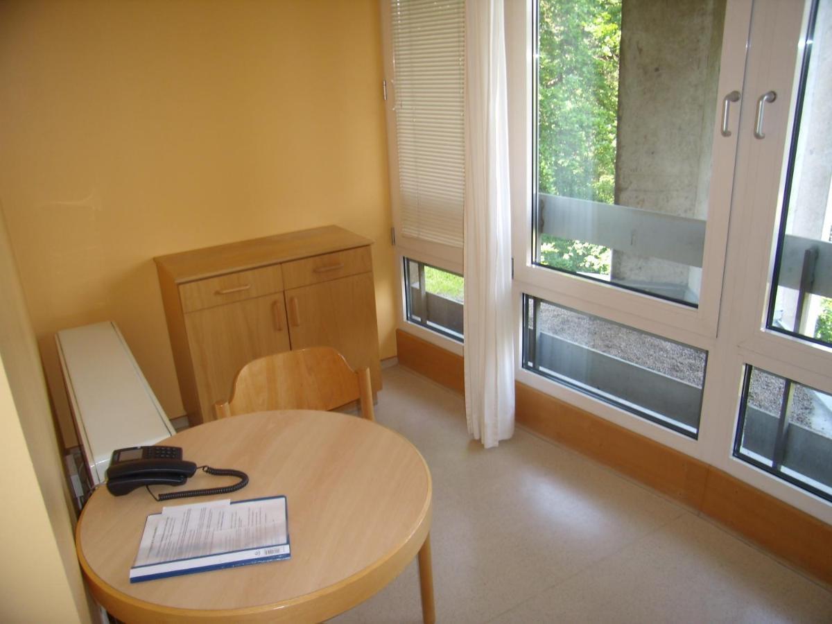 Jugendgästehaus St.-Michaels-Heim Berlin Eksteriør billede